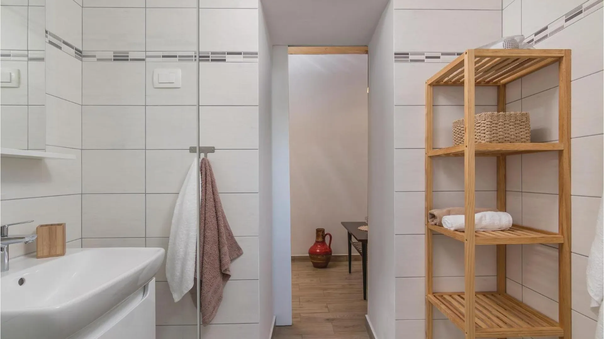 Lovely Home In Labin With Wifi